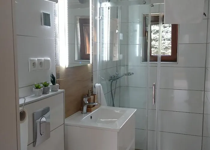 Sielanowek - Orzechowa Z Sauna Wanna Termalna Jacuzzi דירה